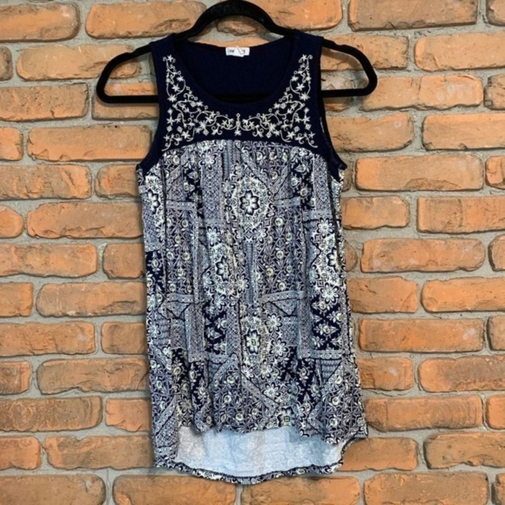 Westport Womens Navy Blue White Embroidered Medallion Print Tank Top Size S